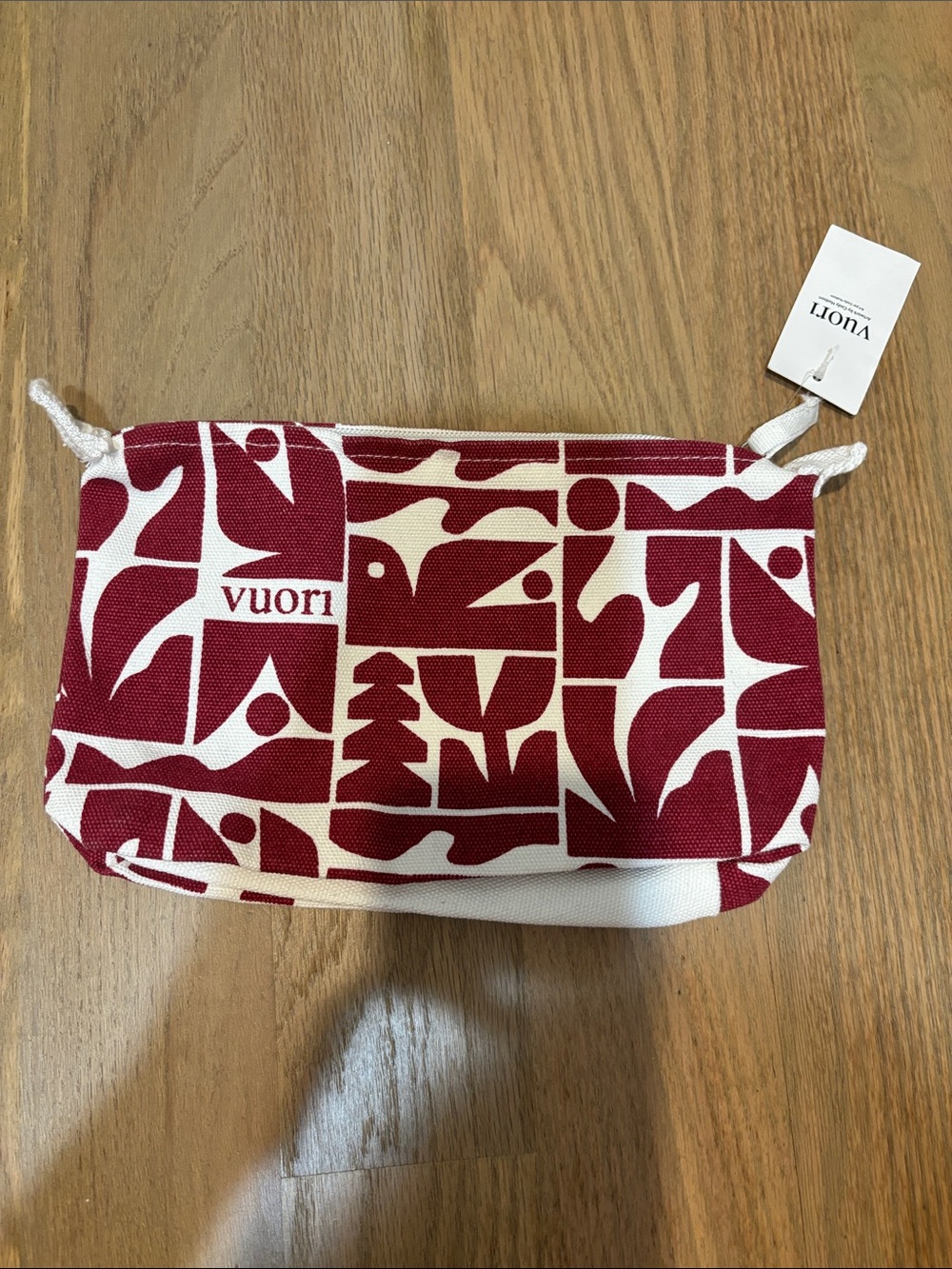 Vuori Limited Edition Holiday 2025 Canvas Zippered Pouch Bag NWT